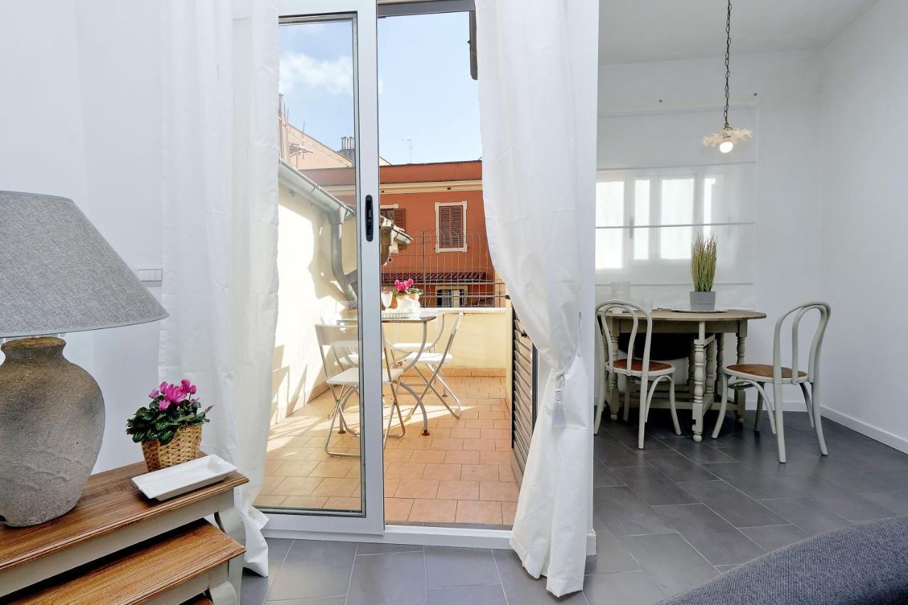 Monti Charming Apartment - Rome Short Let Service Exterior photo