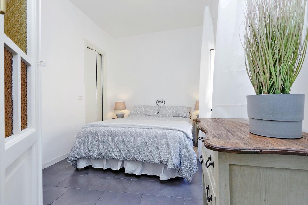 Monti Charming Apartment - Rome Short Let Service Exterior photo